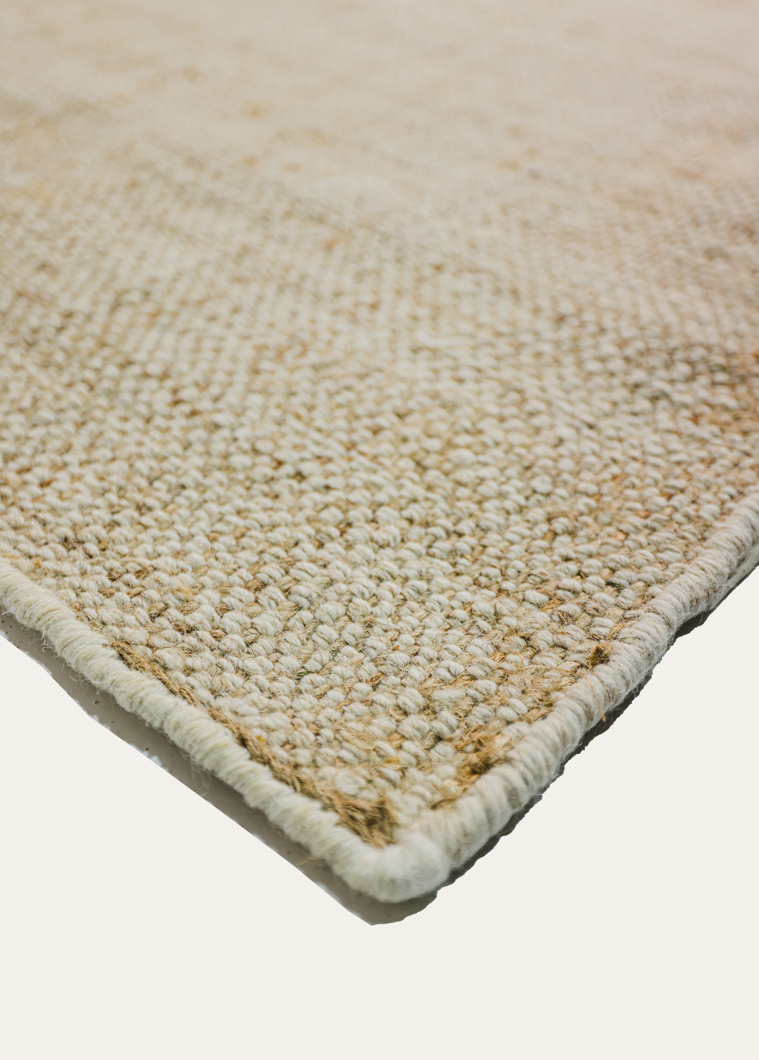 Nordic (Beige) - Image 3