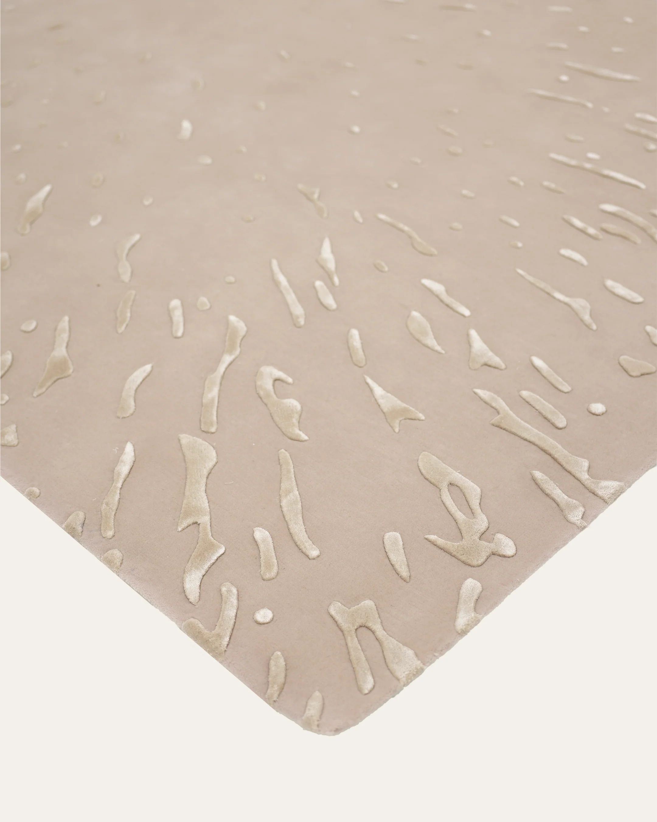 Silk Splatter 2.0 (Beige) - Image 8