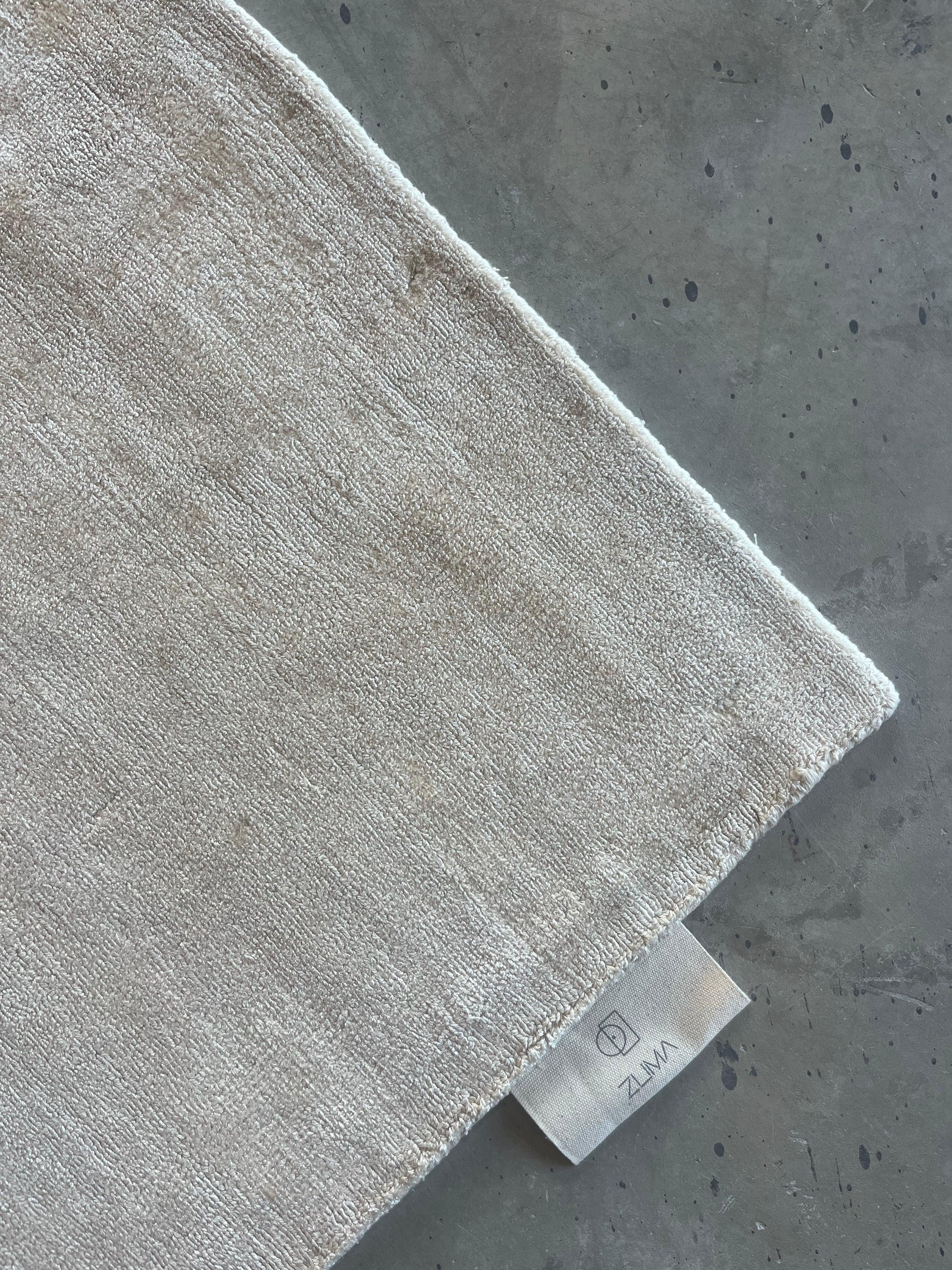 Tip Sheared Wall to Wall Carpet (Beige)