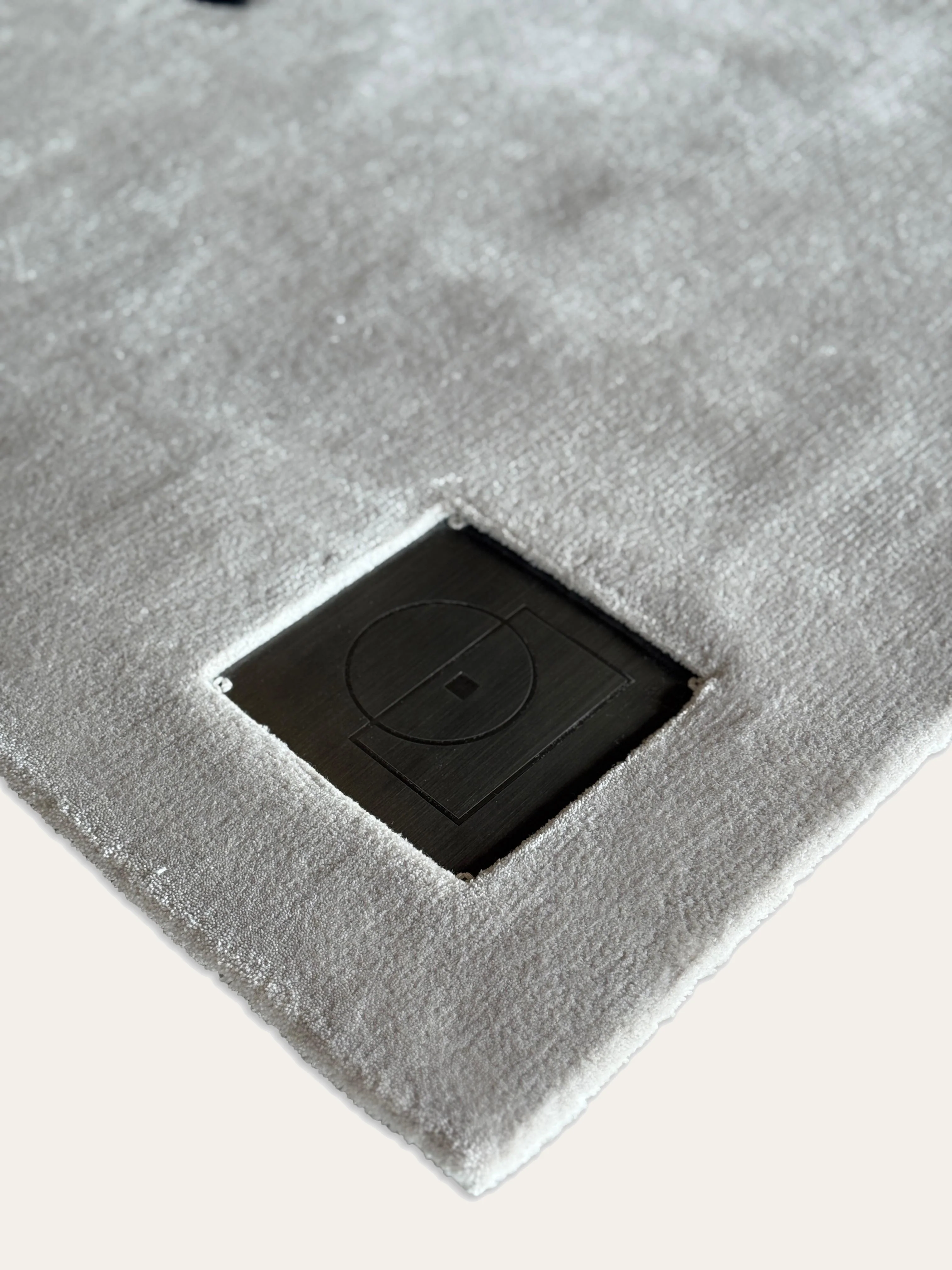 Vincenzo (Carbon) - Image 12
